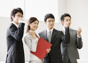 鳳城市服裝設(shè)計(jì)有限責(zé)任公司